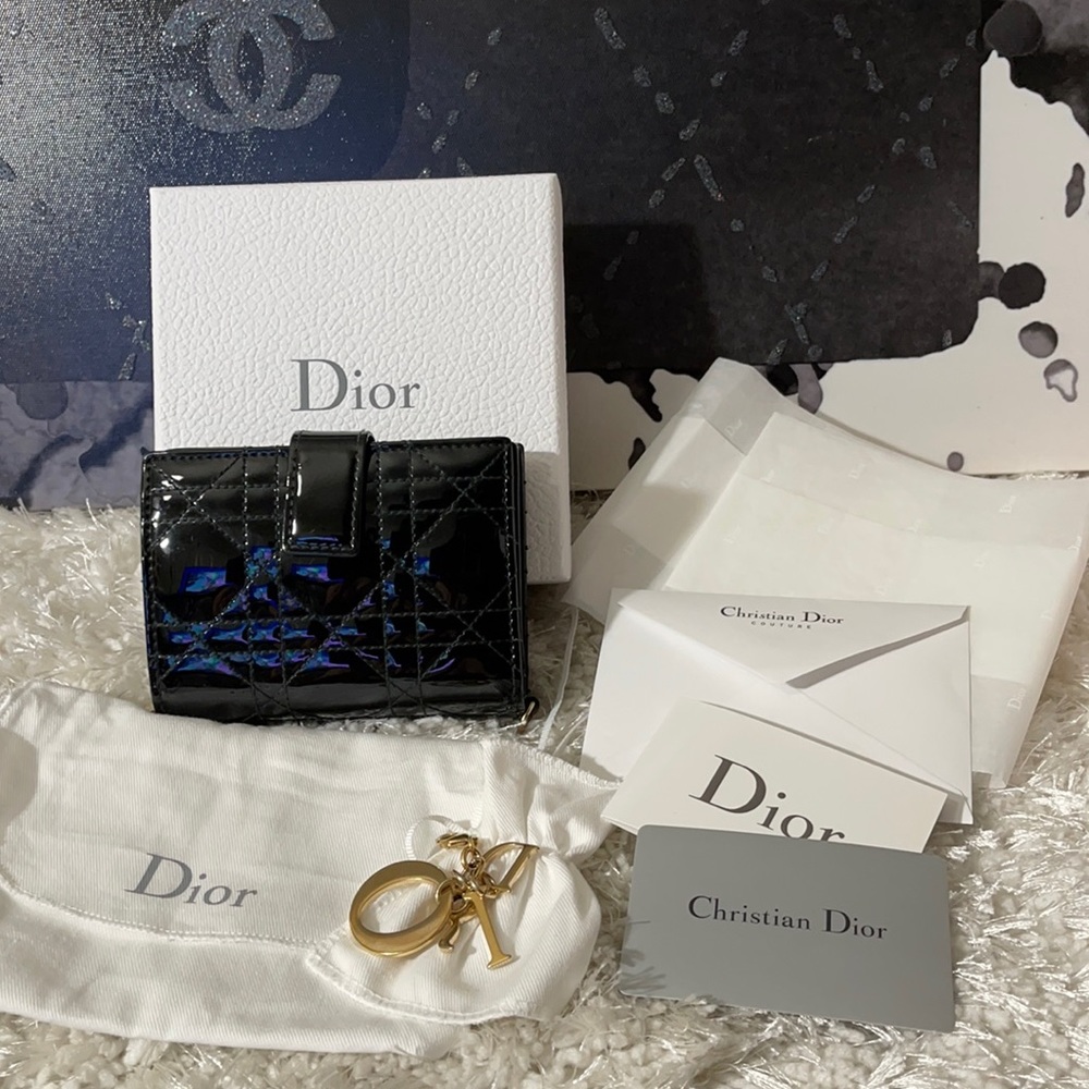 DIOR - Picture 3 of 17